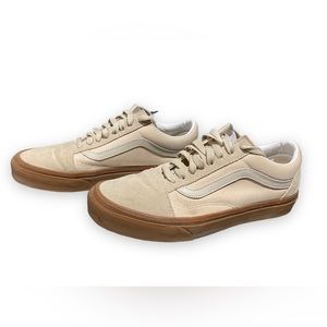 Vans Old Skool Suede with Gum Sole